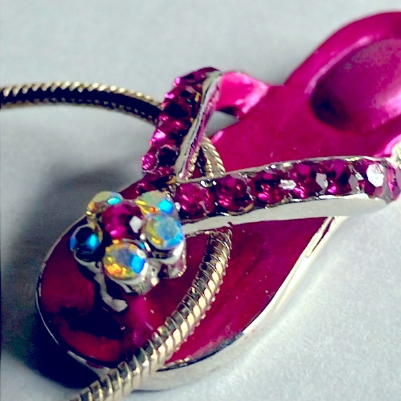 🩴Pendant & chain👡 - Picture 2 of 4